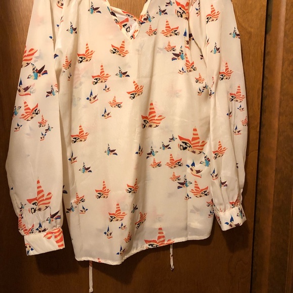 LIVAGIRL TOP SIZE MEDIUM. NWT - Picture 2 of 4